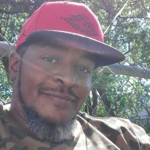 Meet your Posher, Kaseem